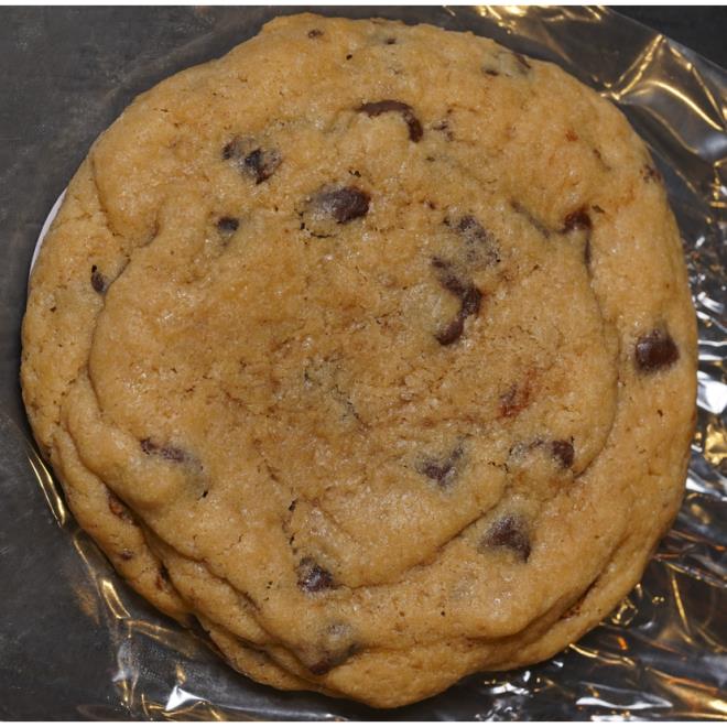 CLASSIC CHUNKY COOKIE