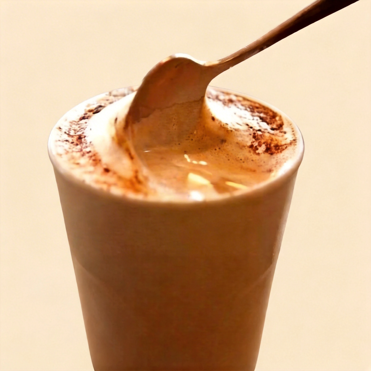Desfrute do Cappuccino aconchegante, envolvendo-se com cada sorriso ao sentir o sabor suave e aveludado. Deixe-se levar pela sensação de calor e conforto que essa bebida proporciona, despertando os seus sentidos e criando um momento especial para você.