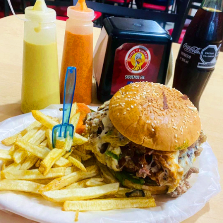 Bistec Burger con Papas