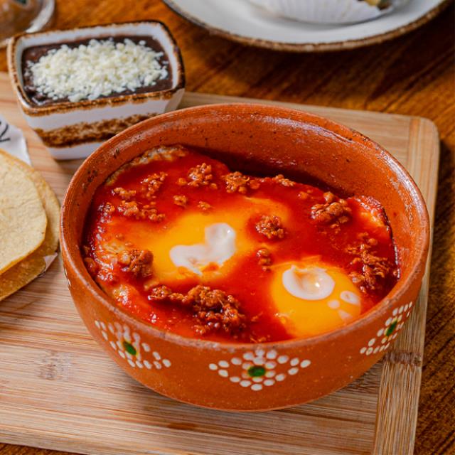 HUEVOS EN CAZUELA