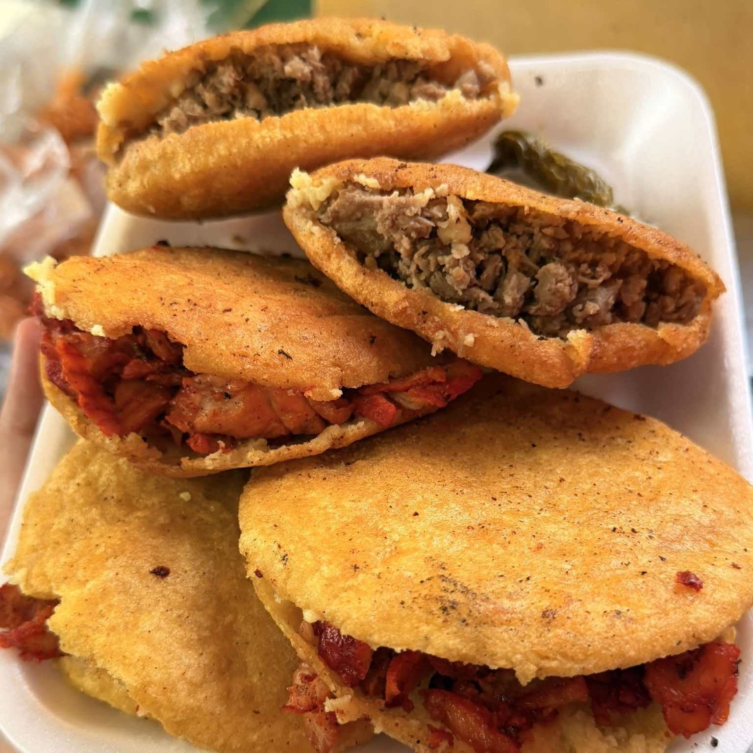 Gordita de carne asada