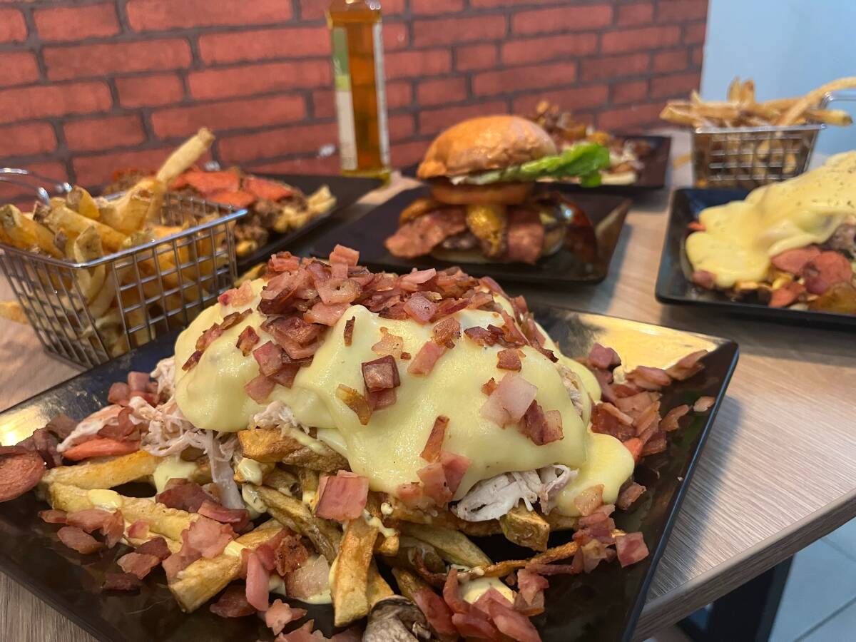 Salchipapiricas (Torremolinos)
