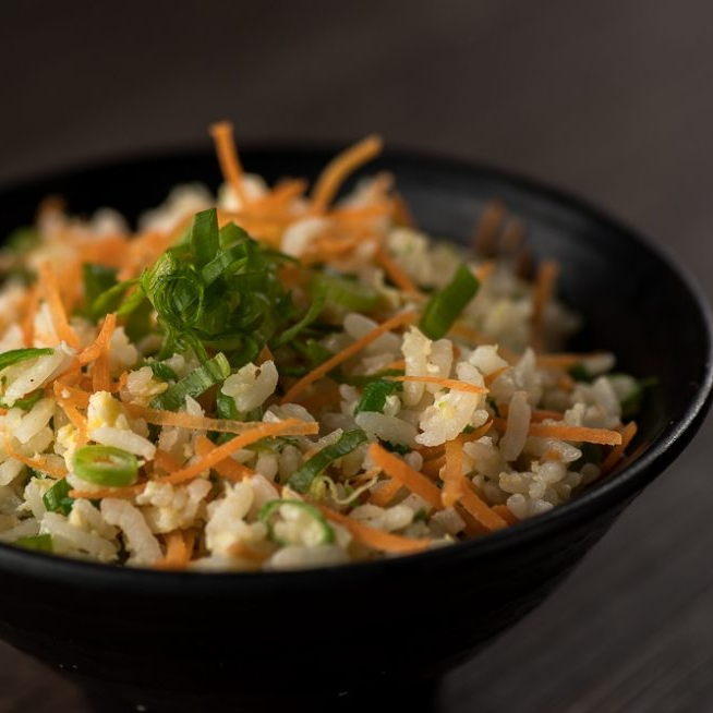 Yakimeshi vegetariano