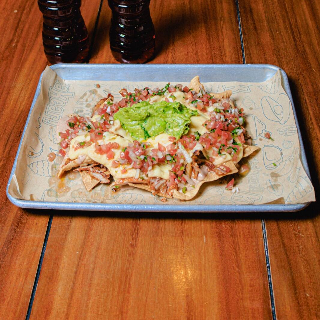 COMBO MEGANACHOS AL PASTOR + 2 JAMAICAS 500ML