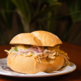 Sandwich de Pollo a la Brasa