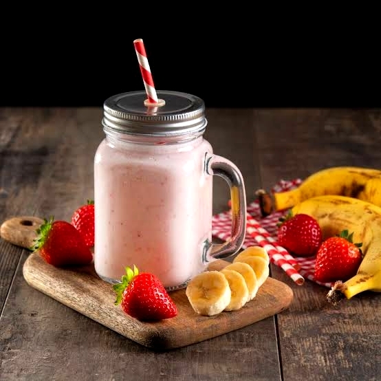 LICUADO DE FRESA Y AVENA. LITRO