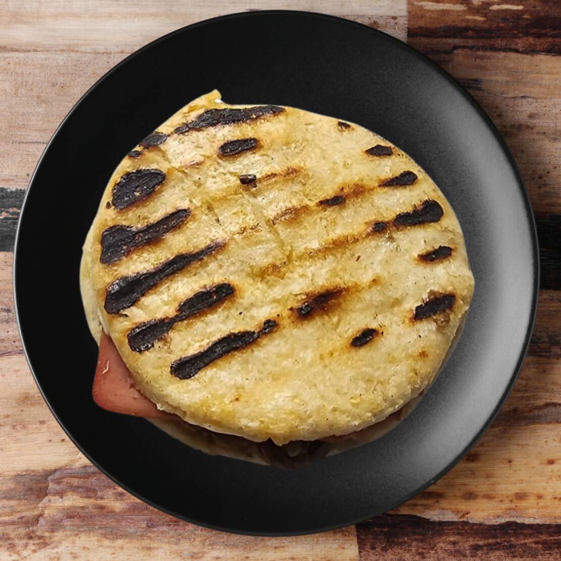 Arepa con Queso y Jamón