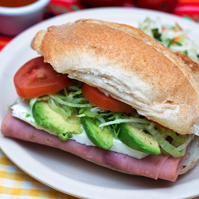 Torta Clásica Jamón con Queso Blanco