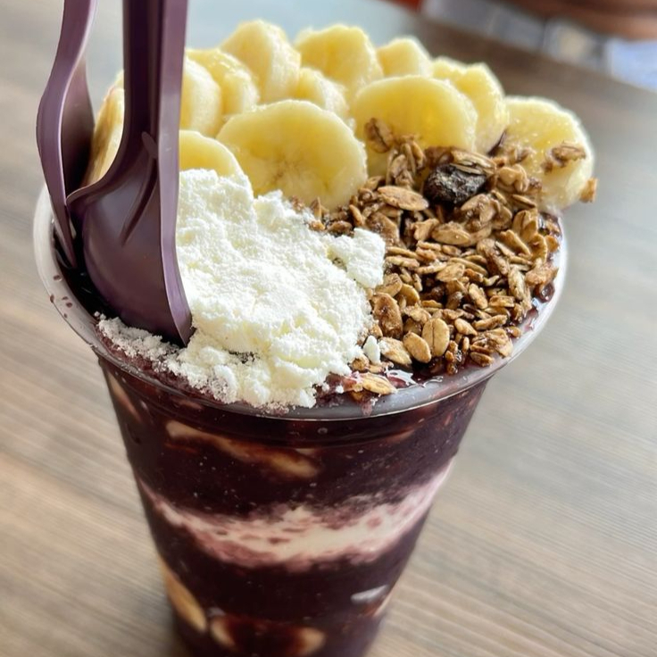 Delicioso Açaí, Monte do seu jeito Com até 4 Adicionais Grátis.