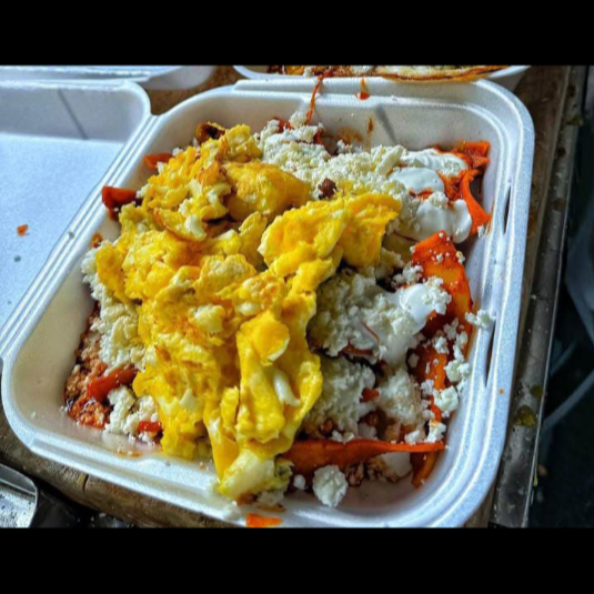 Chilaquiles Verdes De Huevos Revueltos