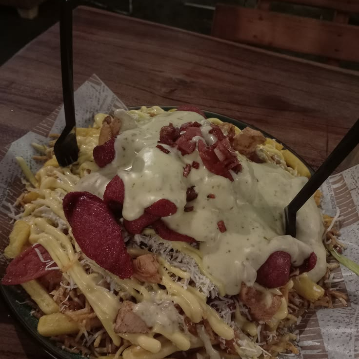 Combo Salchipapa la Gordibuena para Dos Personas