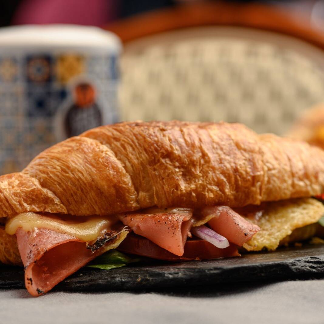 Croissant de Pavo