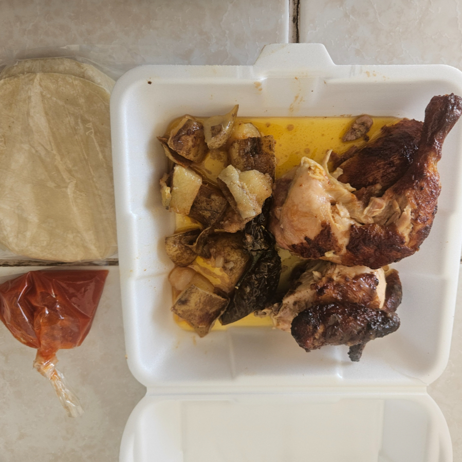 ½ Pollo
