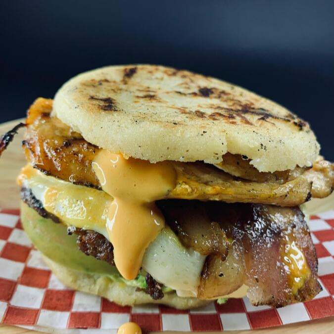 Arepa Burguer Mixta