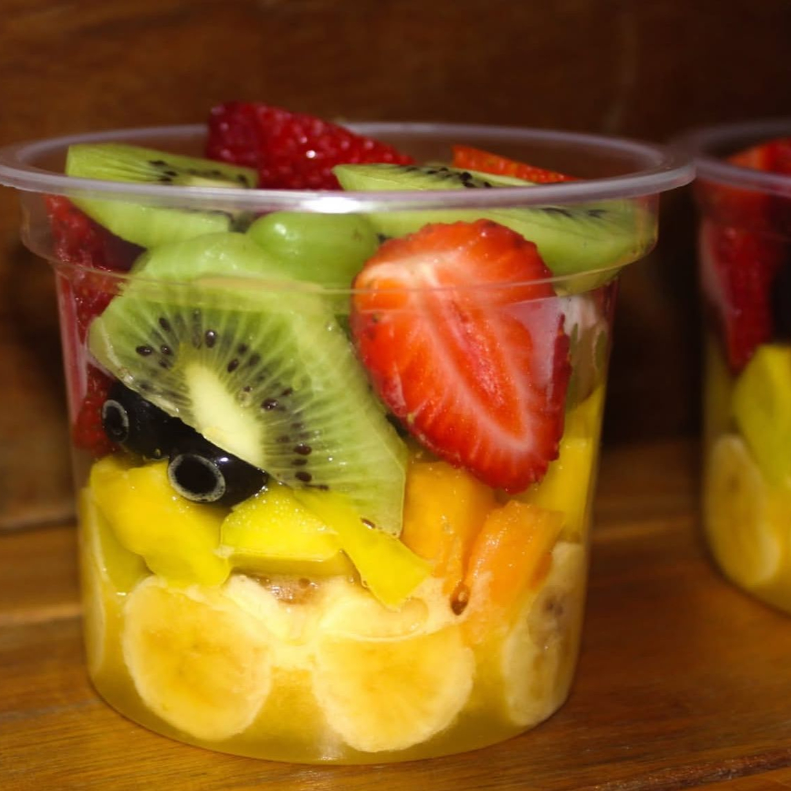 Morango, Kiwi, banana, Manga, Uva verde e Uva roxa
