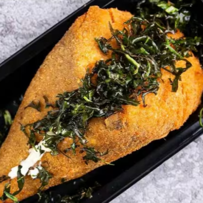 Arroz Nori Farinha Panko Creme Chesse Couve, salmao grelhado