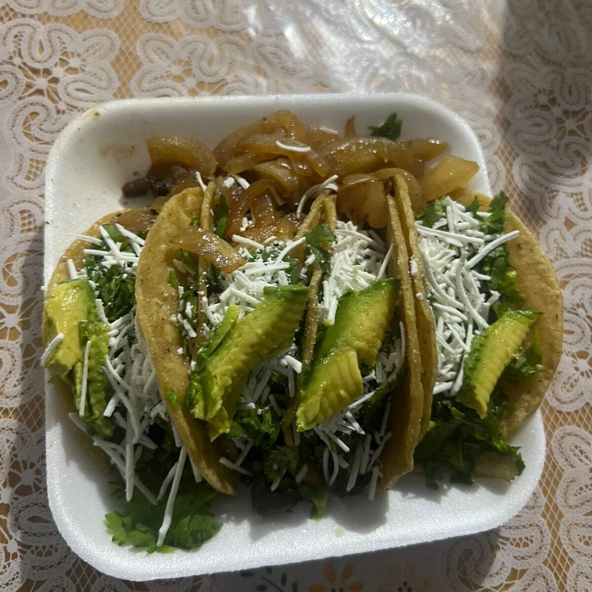 Orden de 5 tacos de bistec o trompo