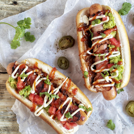 2 Perros Mexicanos + Bebida 250ml