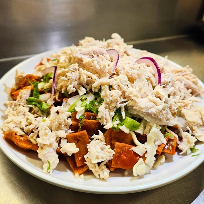 Chilaquiles con pollo individuales