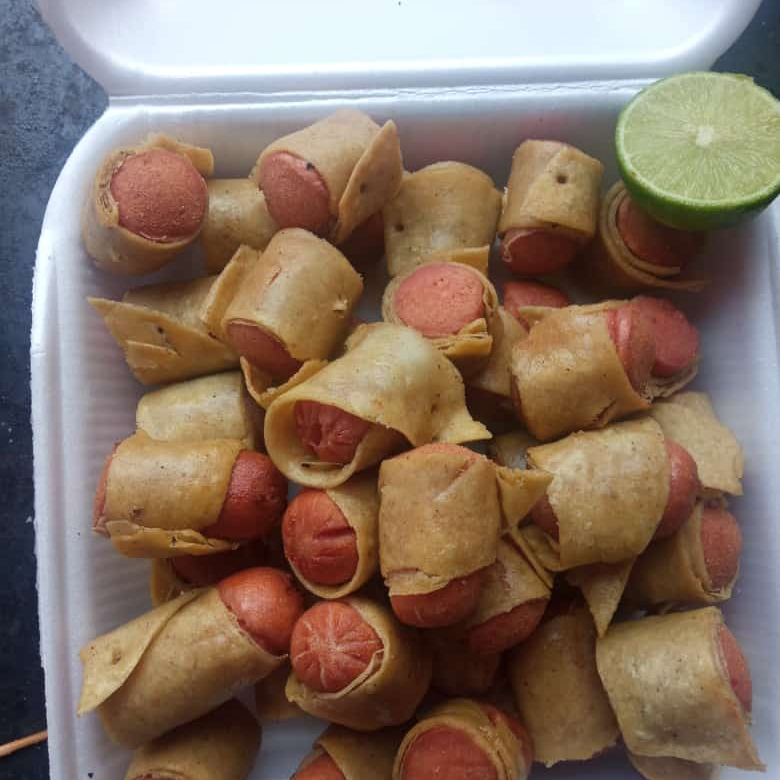 Salchitacos