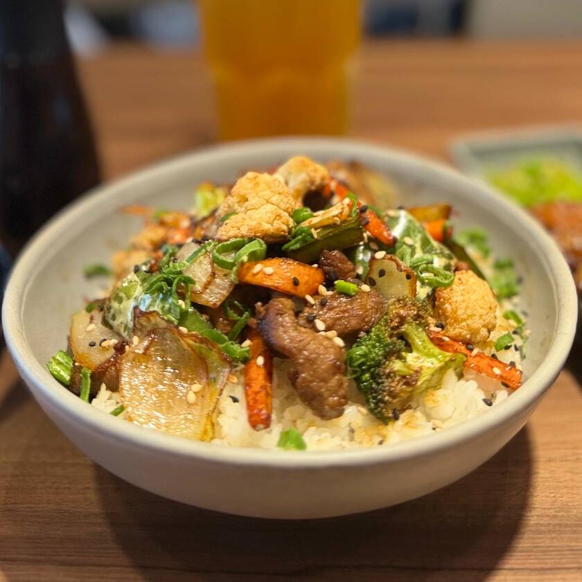 Tepanyaki de pollo.