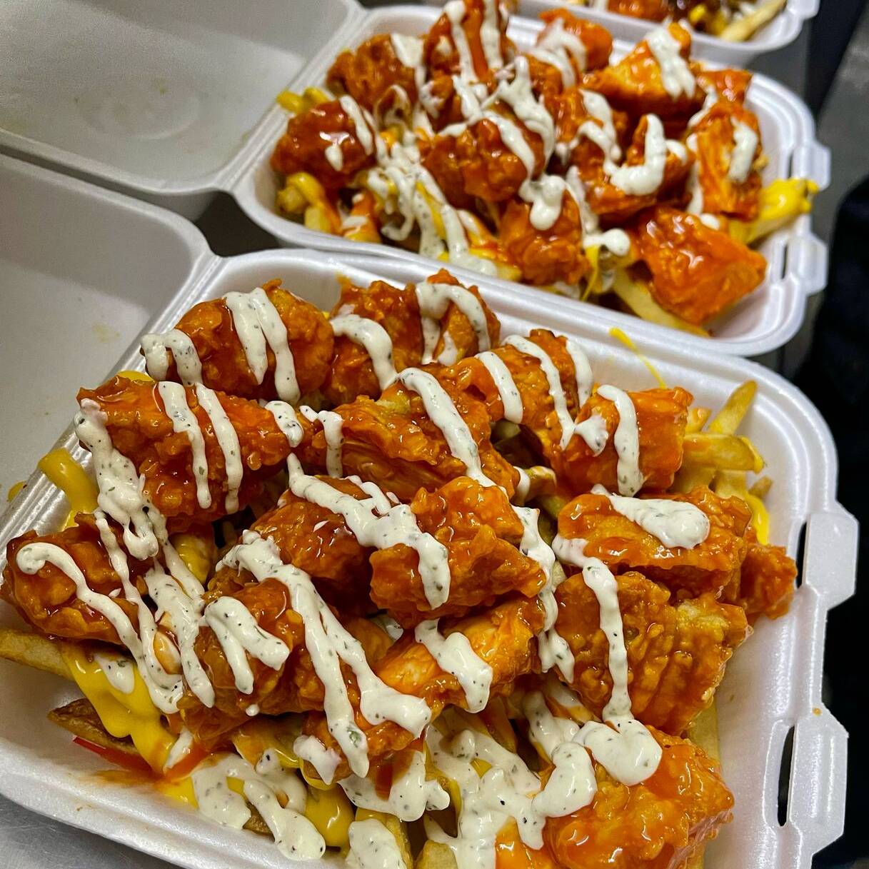 Papas Cargadas con Boneless