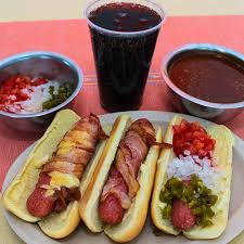 Combo - Pareja (HotDogs + Bebida + Acompañante)