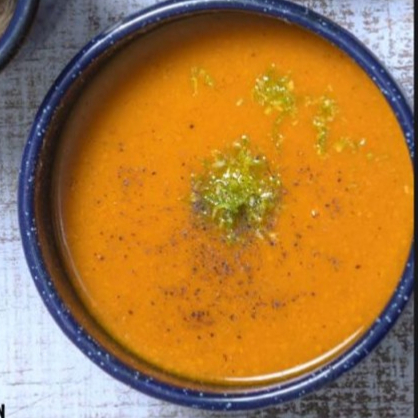 Crema de Tomate + chips de papas