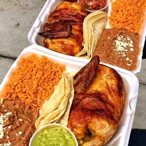 Para Todos *2 Pollos Asados*salsa*tortillas*sopa
