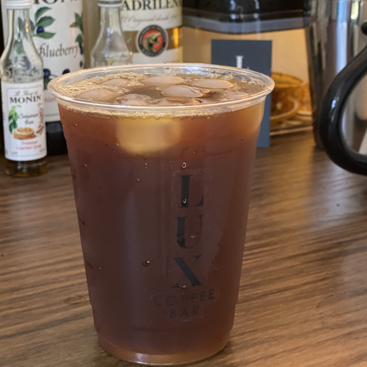 AMERICANO EN LAS ROCAS