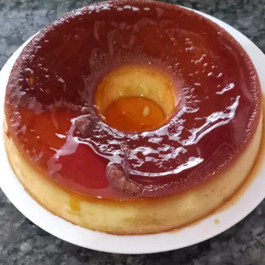 Uma deliciosa Fatia de Pudim de Leite Condensado