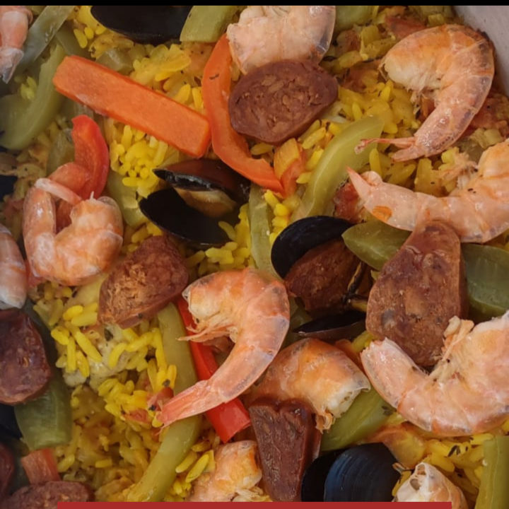 Paella de Mariscos y Pollo 1/4 Kg