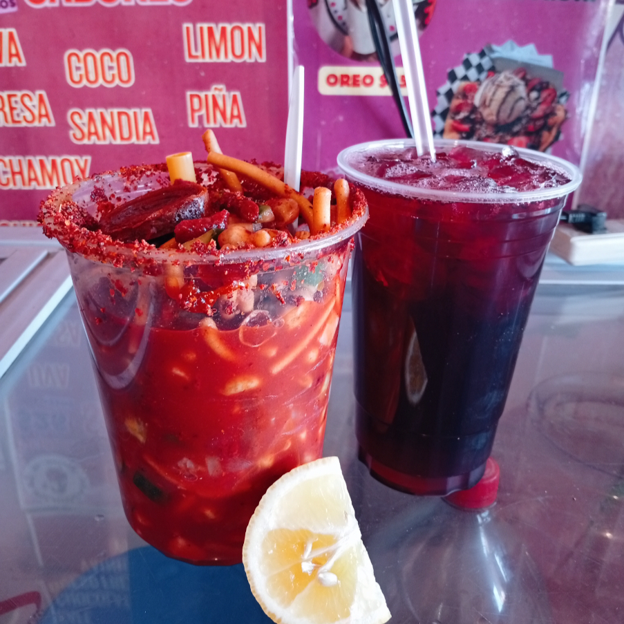 Churros Locos 1 L y Agua Mediana