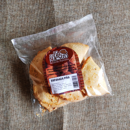 Empanadas de Piña y Queso