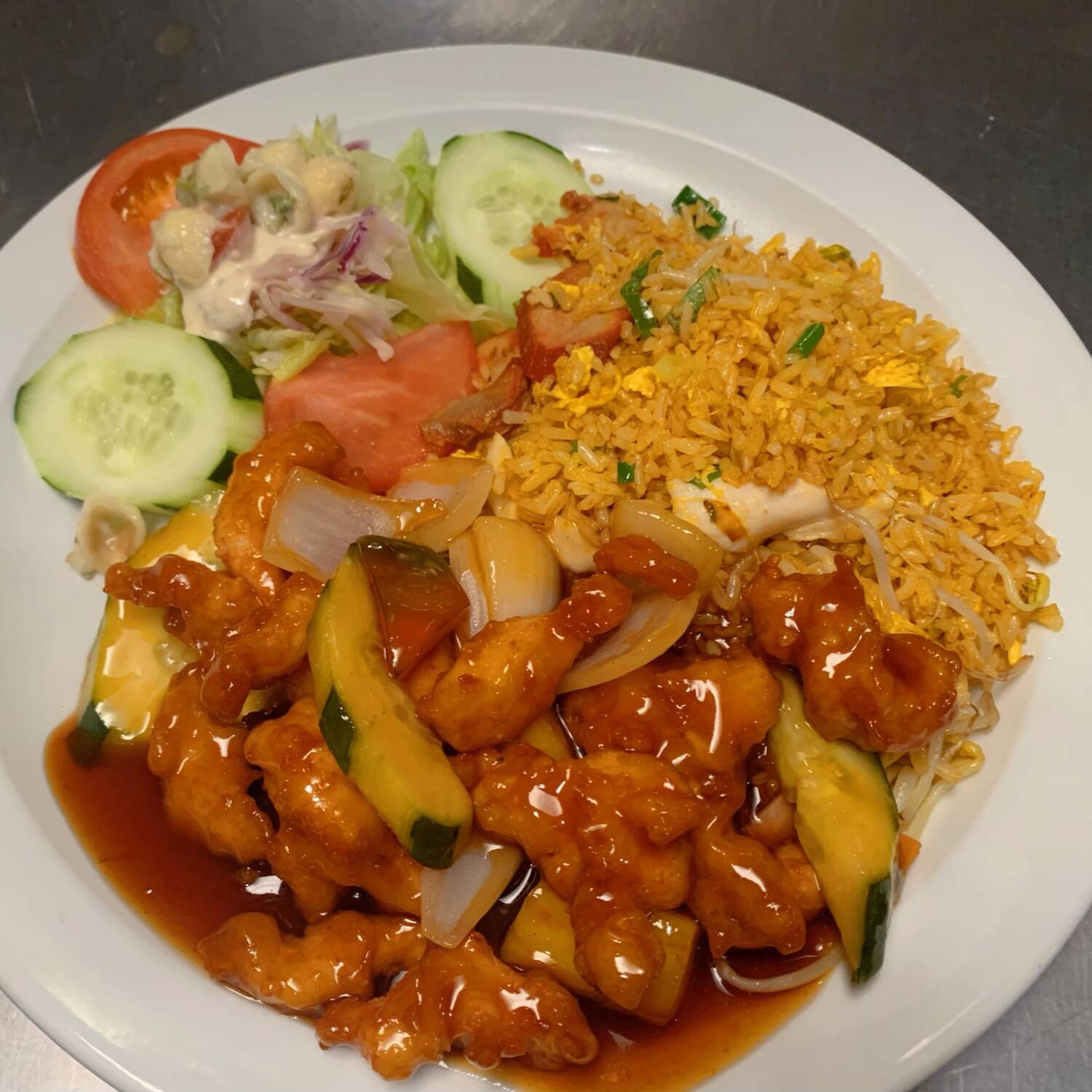 01 POLLO SALSA AGRIDUCE CON CANTONES Y PAPAS