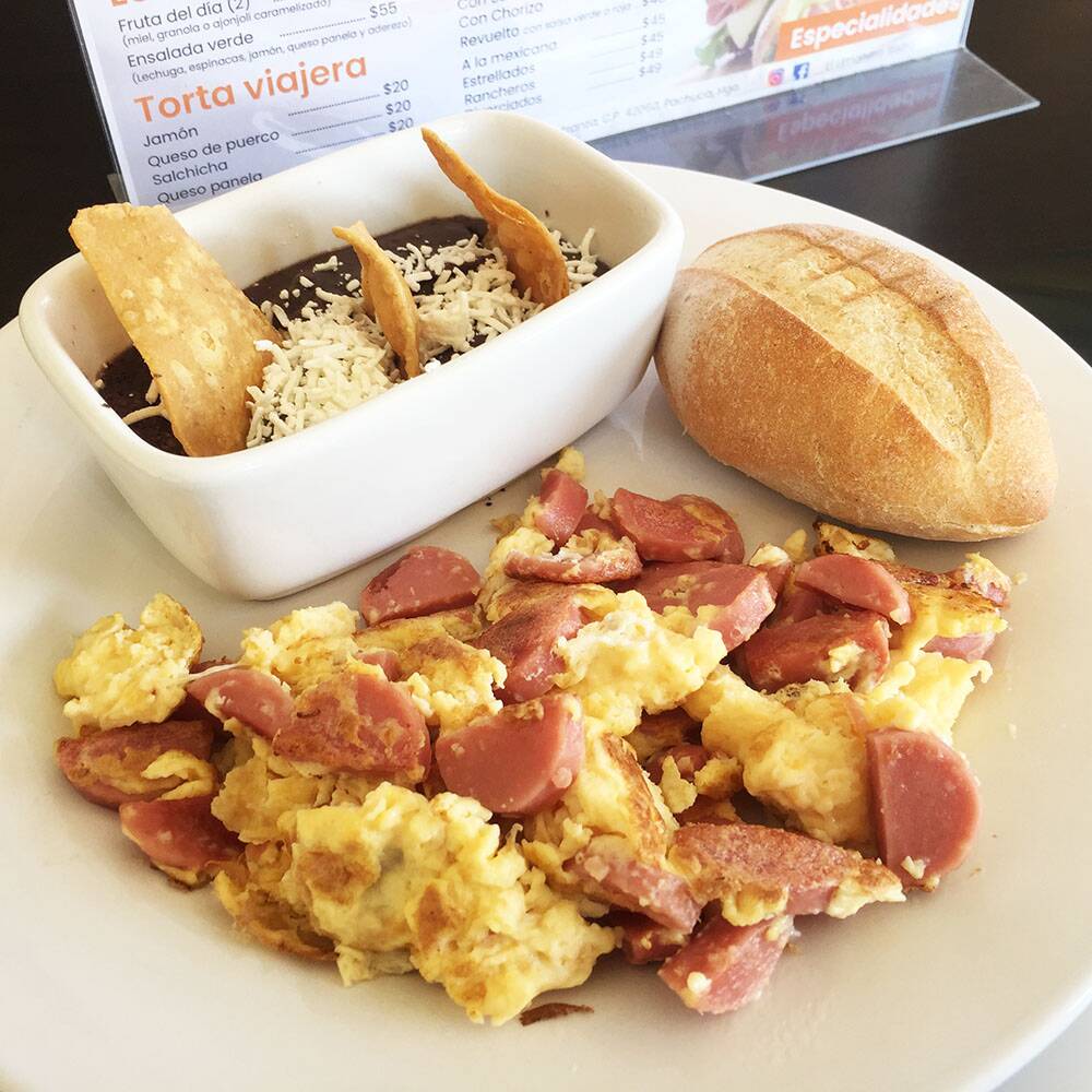 Huevos con Salchicha