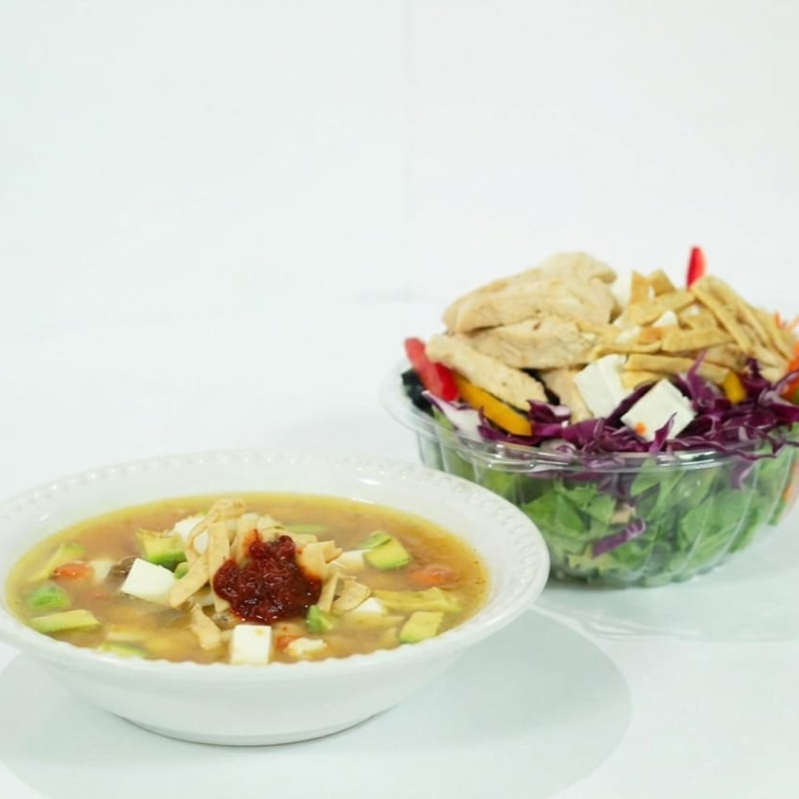 Ensalada CH + Caldo Tlalpeño