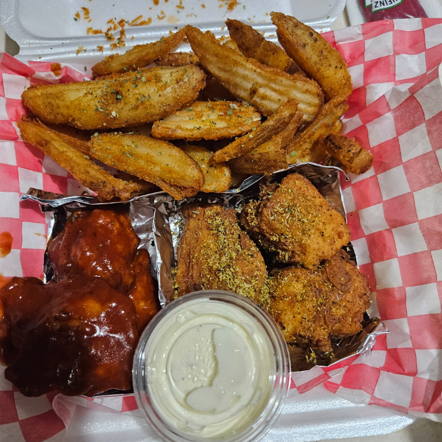 Boneless con Papas Gajo