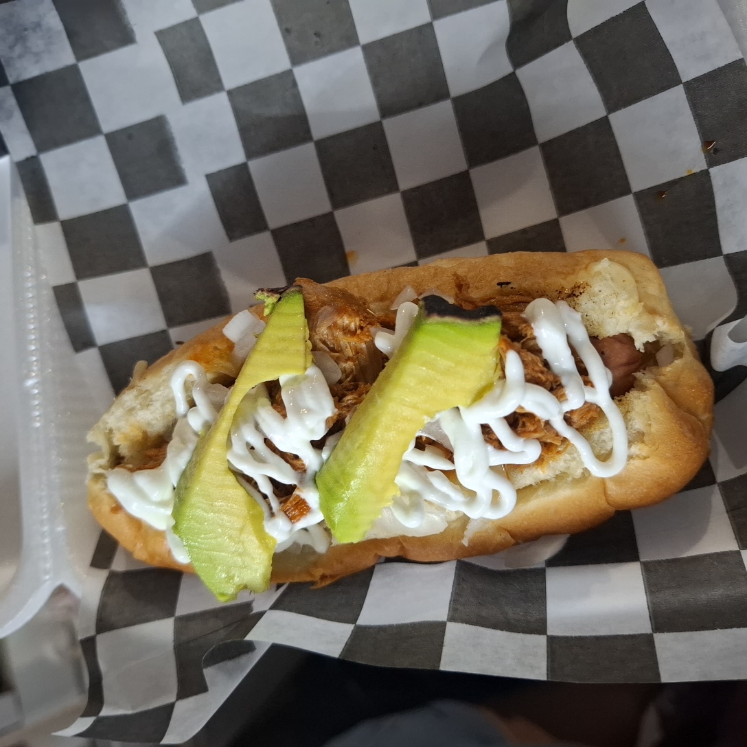 HOT DOG CON CARNE