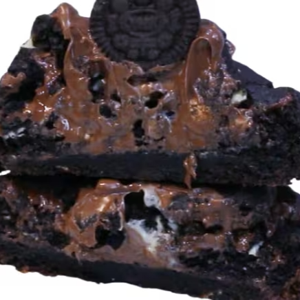 Delicie-se com nosso cookie de chocolate ao leite, recheado com Brigadeiro Belga. Crocante por fora e cremoso por dentro, é uma experiência irresistível para os amantes de chocolate.