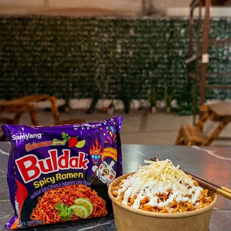 RAMEN BULDAK