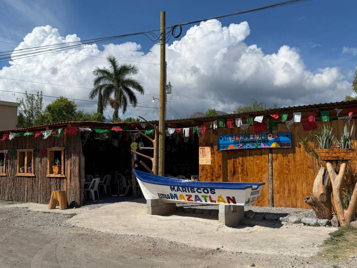 MARISCOS ESTILO MAZATLAN