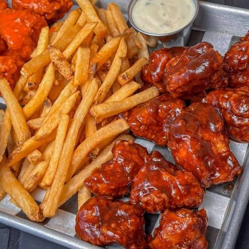 10 boneless + papa francesa
