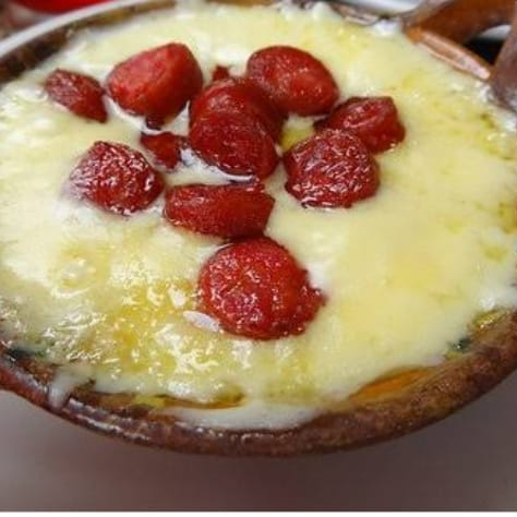 Queso Fundido C/ Salchicha Asadera