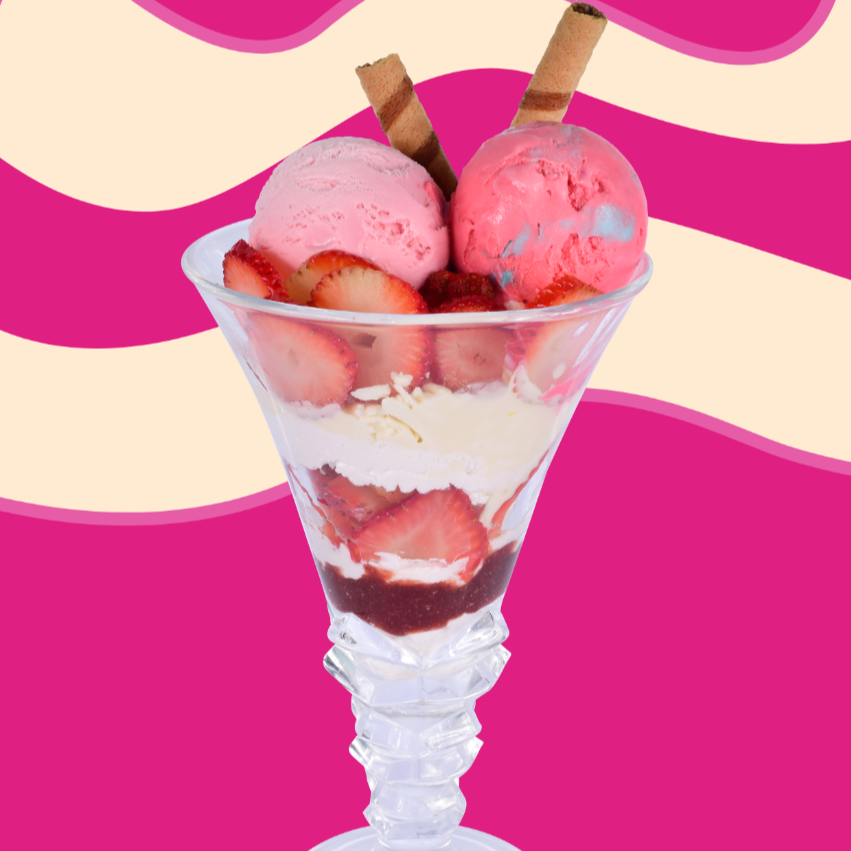 Fresas con Crema, Queso y Dos Bolas de Helado
