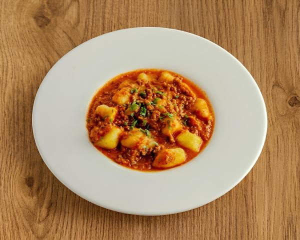 Um prato saudável com opções de molho para você escolher a que mais te agrada, vale a pena você provar!
Feito com mandioquinha, água, fécula de batata, farinha de arroz, polvilho doce, azeite de oliva, alho descascado, sal refinado, noz moscada, goma xantana.
Não contém glúten
Não contém lactose
Escolha o molho de sua preferência
o peso aproximado do produto com o molho é de 400g
Serve 1 pessoa