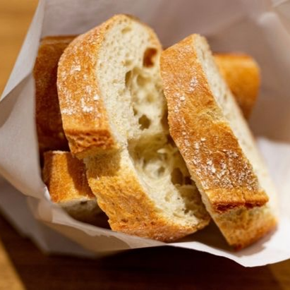 Pan con Mantequilla y Ajo