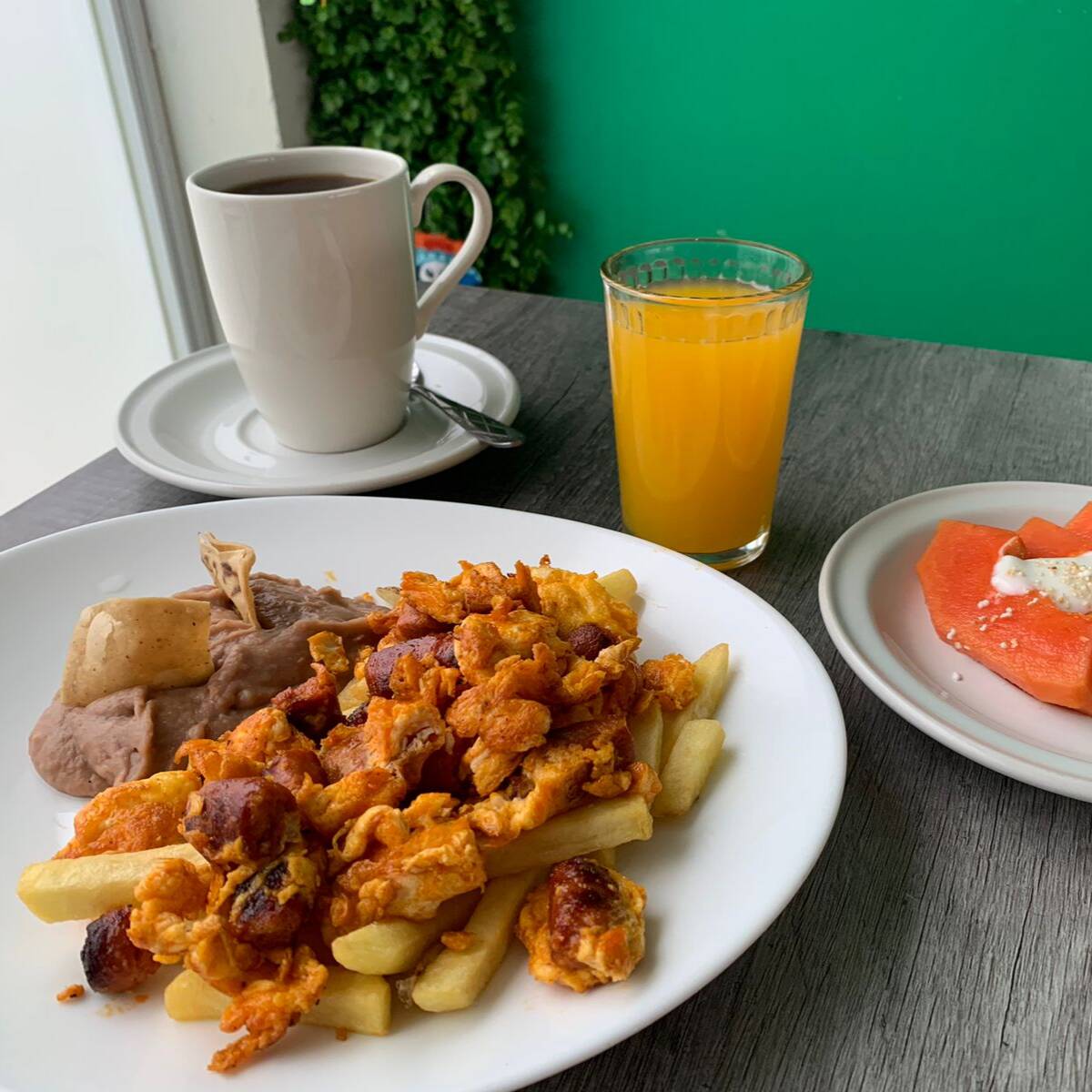 Huevos con Chistorra