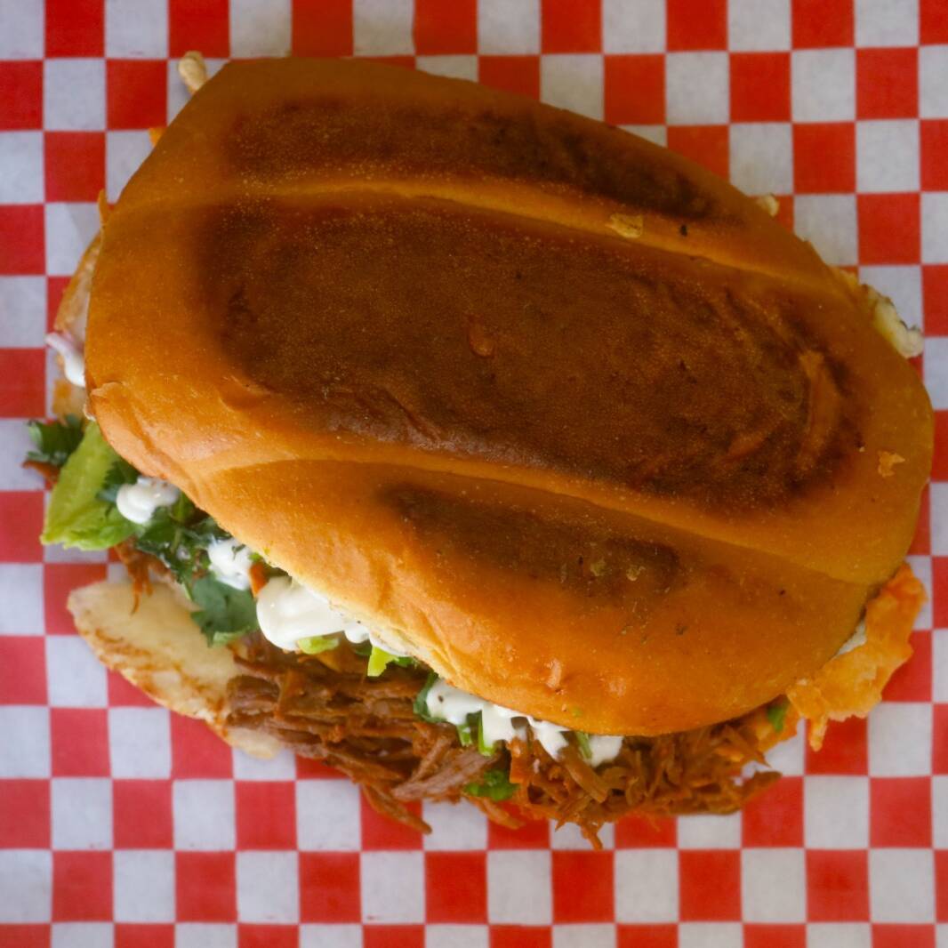 Torta de Arrachera