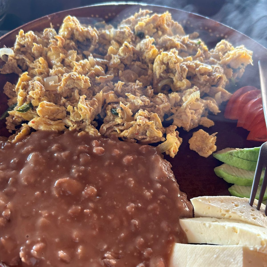 HUEVOS ESPECIALES